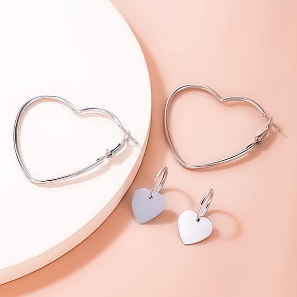 🔵𝟲𝟱%𝗢𝗙𝗙 𝗯𝘂𝗻𝗱𝗹𝗲𝘀 𝟯+🔵 NEW 4 Silver Heart Hoop Charm Earrings Set - Picture 5 of 8